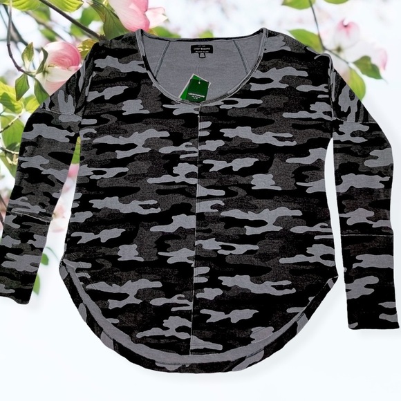 LUCKY Brand Long Sleeve Camo Top - Picture 3 of 4